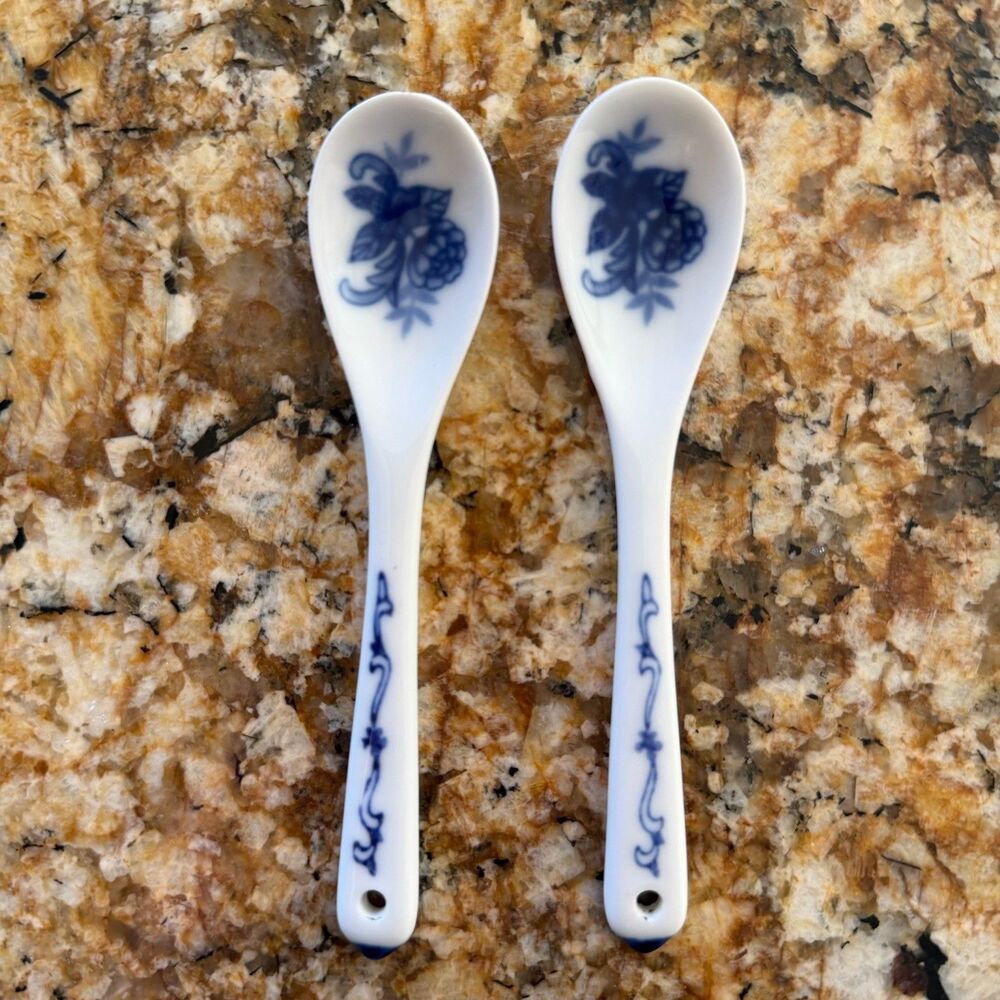 Set of 2 Delft Blue & White Ceramic Condiment Tea Stir Spoon Set